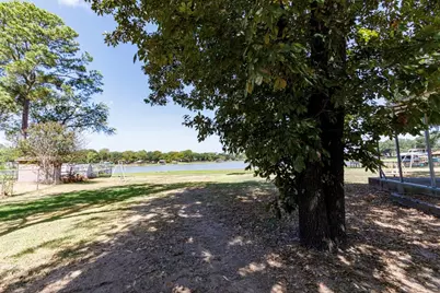 138 Erie Street, Gun Barrel City, TX 75156 - Photo 26