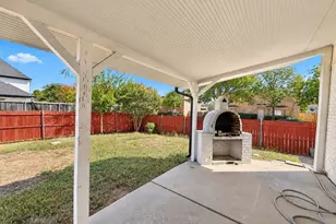 1330 Kensington Ct, Garland, TX 75040 - Photo 10