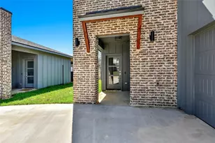 3260 W Crawford St, Denison, TX 75020 - Photo 24