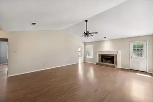 7 Mills Ct, Mansfield, TX 76063 - Photo 10