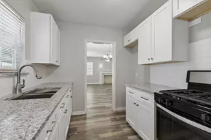 227 S Hampton Rd, Dallas, TX 75208 - Photo 6