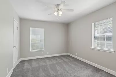 227 S Hampton Road, Dallas, TX 75208 - Photo 16