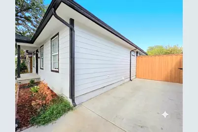 914 17th Street, Grand Prairie, TX 75050 - Photo 4