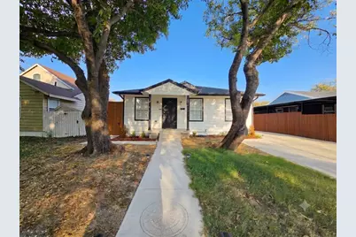 914 17th Street, Grand Prairie, TX 75050 - Photo 2