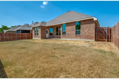 10623 Cherry Tree Way, Grand Prairie, TX 76065 - Photo 24