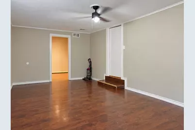 636 E Columbia Drive, Azle, TX 76020 - Photo 10