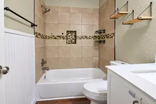 636 E Columbia Dr, Azle, TX 76020 - Photo 12