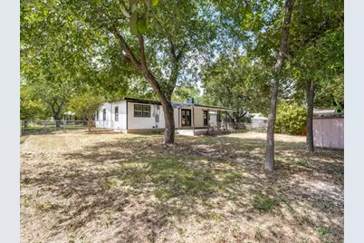 107 N Avenue P, Clifton, TX 76634 - Photo 24