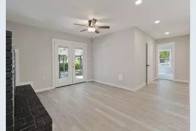 107 N Avenue P, Clifton, TX 76634 - Photo 6