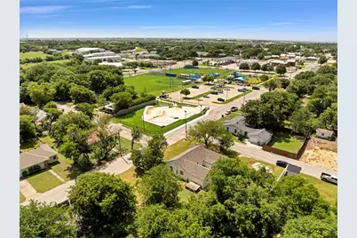 501 N Miller Street, Decatur, TX 76234 - Photo 22