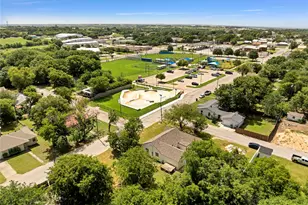 501 N Miller St, Decatur, TX 76234 - Photo 22