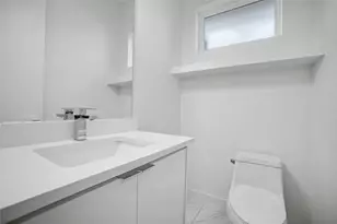 1510 N Washington Ave, Dallas, TX 75204 - Photo 12