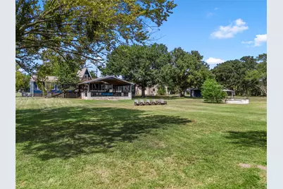 112 Lcr 752B, Groesbeck, TX 76642 - Photo 10