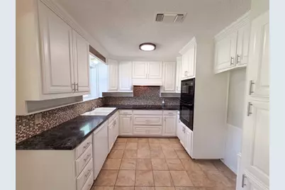 2209 Mountainview Drive, Hurst, TX 76054 - Photo 10
