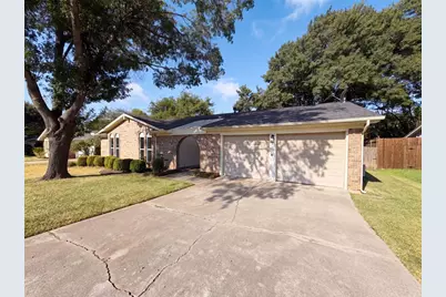 2209 Mountainview Drive, Hurst, TX 76054 - Photo 2