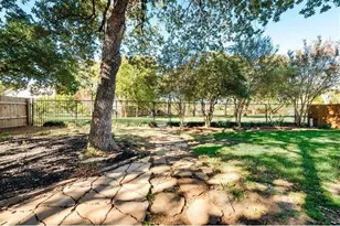 313 Londonderry Ln, Mansfield, TX 76063 - Photo 26