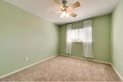 313 Londonderry Lane, Mansfield, TX 76063 - Photo 18