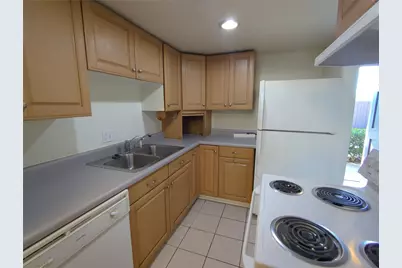 5730 Martel Avenue #108, Dallas, TX 75206 - Photo 8