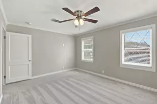 605 NE 33rd St, Grand Prairie, TX 75050 - Photo 14