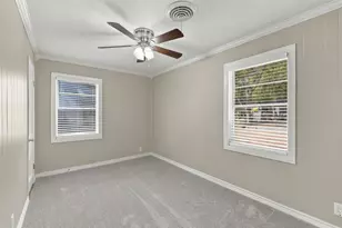 605 NE 33rd St, Grand Prairie, TX 75050 - Photo 16