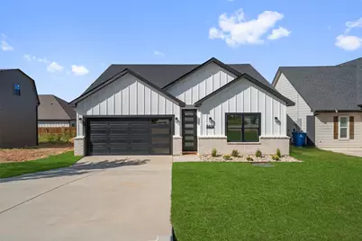 5614 San Jacinto Drive, Granbury, TX 76048 - Photo 1