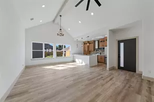 5614 San Jacinto Dr, Granbury, TX 76048 - Photo 6