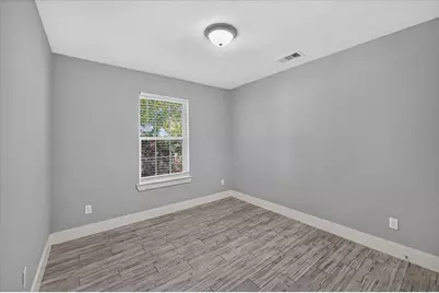 430 W Morgan Street, Denison, TX 75020 - Photo 18