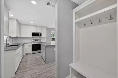 430 W Morgan Street, Denison, TX 75020 - Photo 24