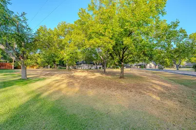 6209 Joseph Drive, Granbury, TX 76049 - Photo 8