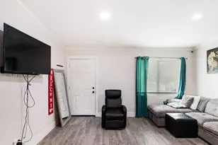 713 Hardy Dr, Garland, TX 75041 - Photo 18