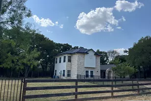 1621 Holly Pl, Flower Mound, TX 75022 - Photo 4