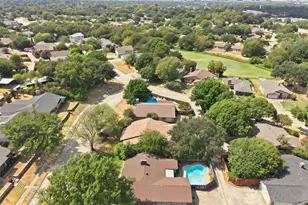 2929 Spring Brook Dr, Garland, TX 75044 - Photo 32
