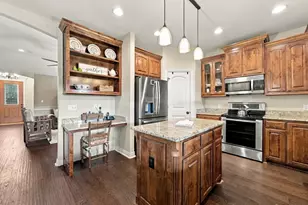 6503 Pirlie Ct, Granbury, TX 76049 - Photo 14