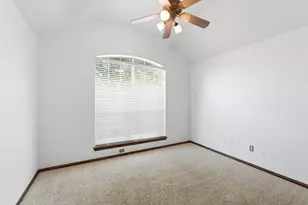 9008 Winding River Dr, Fort Worth, TX 76118 - Photo 14