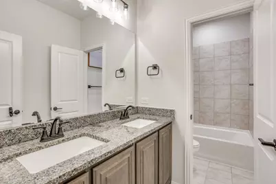 222 Shawnee Trail, Alvarado, TX 76009 - Photo 32