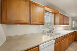 144 Jill Ann Dr, Burleson, TX 76028 - Photo 18