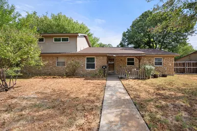 144 Jill Ann Drive, Burleson, TX 76028 - Photo 2