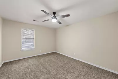 1301 Chapel Creek Road, Waco, TX 76712 - Photo 16