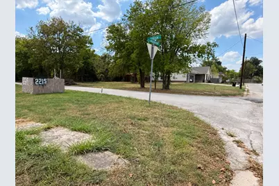 2215 Anderson Street, Greenville, TX 75401 - Photo 6