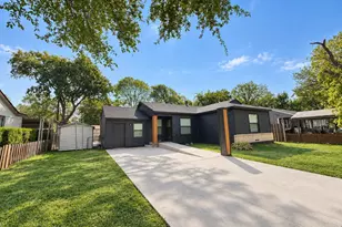 10642 Galena St, Dallas, TX 75228 - Photo 2