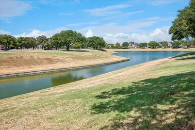 412 Manders Court, Irving, TX 75063 - Photo 34