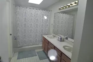 11802 Hickory Garden Dr, Balch Springs, TX 75180 - Photo 6