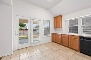 1532 Holveck Dr, Cedar Hill, TX 75104 - Photo 10
