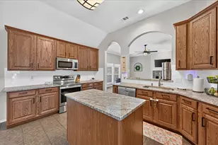6460 Fox Run Dr, Midlothian, TX 76065 - Photo 14