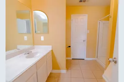 636 Noble Grove Lane, Fort Worth, TX 76140 - Photo 8