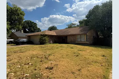 2681 Steppington Street, Grand Prairie, TX 75052 - Photo 2