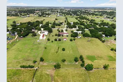 1958 Crockett Street, Sanger, TX 76266 - Photo 32