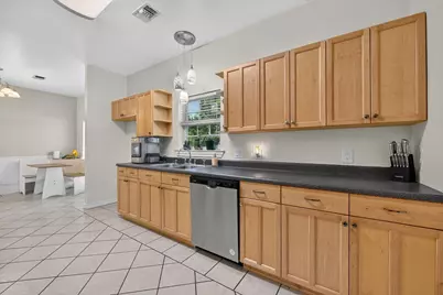 1958 Crockett Street, Sanger, TX 76266 - Photo 12