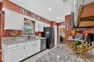 4312 Hillshire Ct, Flower Mound, TX 75028 - Photo 14