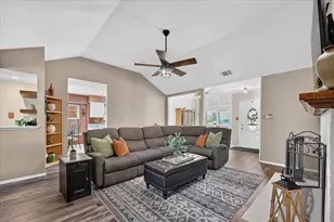 4312 Hillshire Ct, Flower Mound, TX 75028 - Photo 8